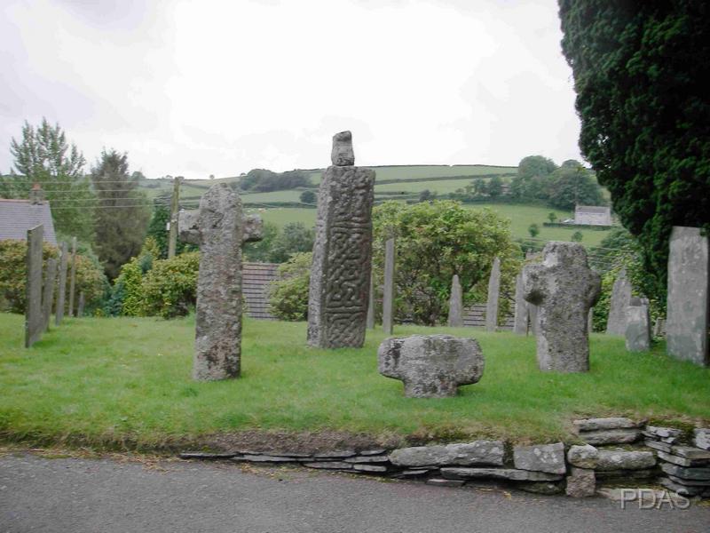 EIA_005.jpg - Various Granite crosses - moved from Bodmin Moor.
